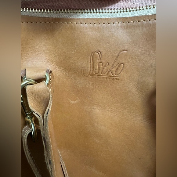 Sseko Designs Leather Shoulder bag - Picture 7 of 7